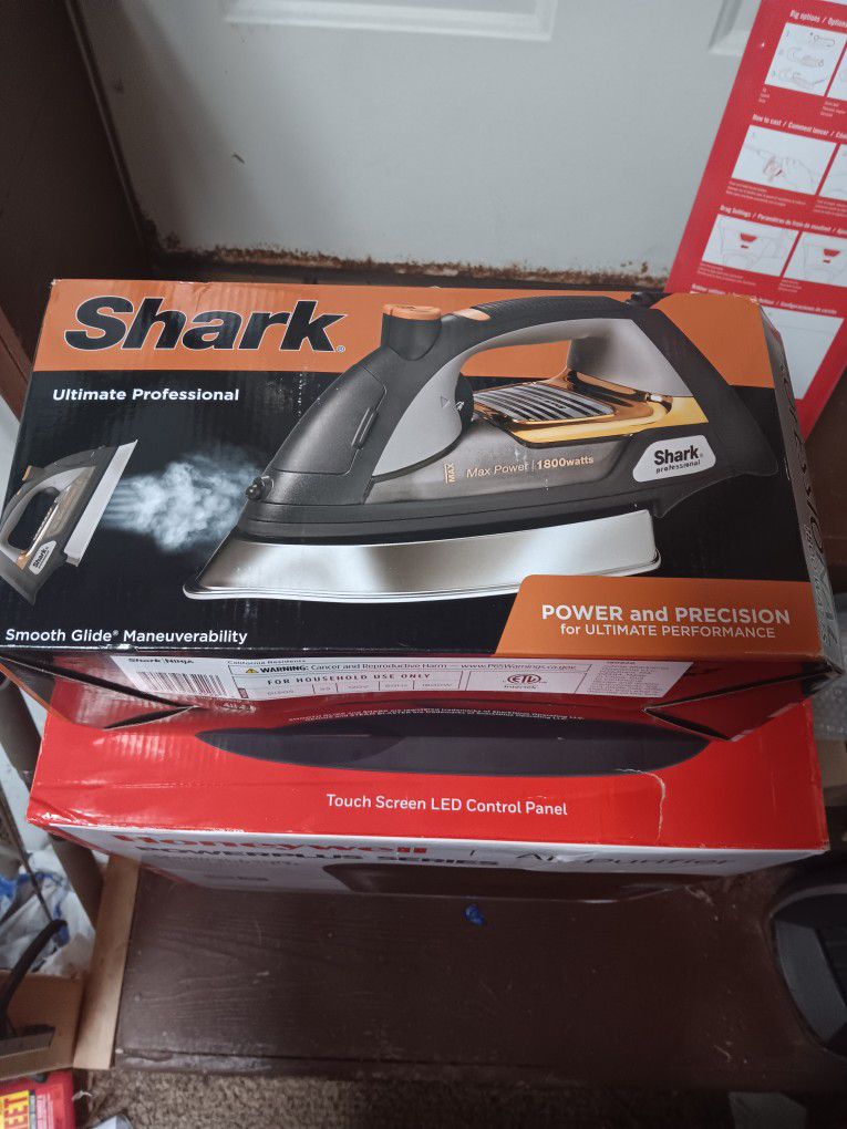 Shark 1800 Iron