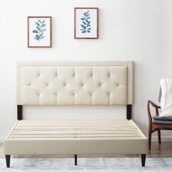 King Upholstered Platform Bed 