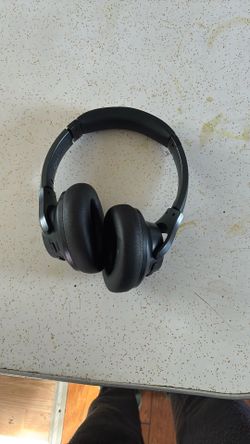 Anker SoundCore noise Canceling headphone Price Reduced  