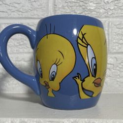 Warner Brothers Studio Store Tweety Coffee Mug Cup Face Blue Yellow Vintage 1999