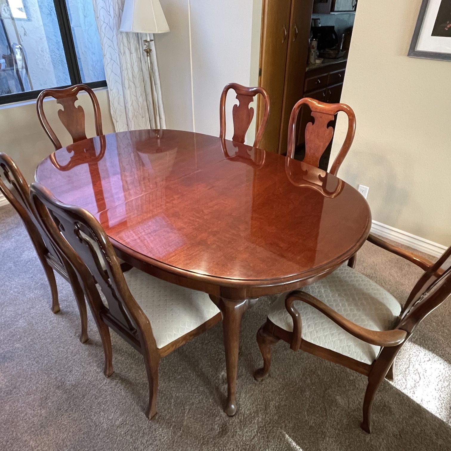 Queen Anne Cherry Dining Room Chairs