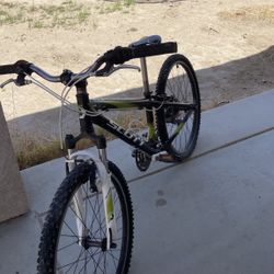 Scott 24 Inch Mtn Bike 