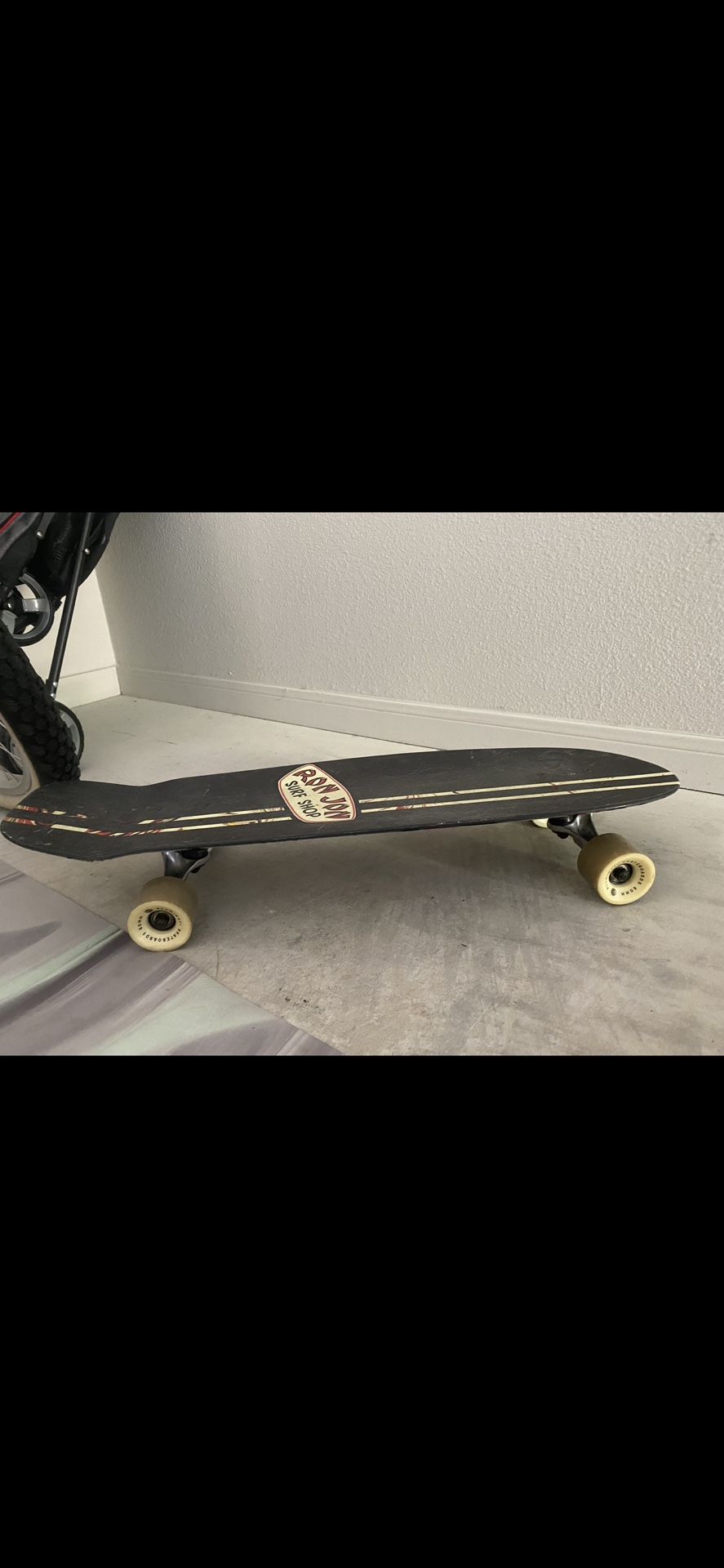 RON JON SKATEBOARD