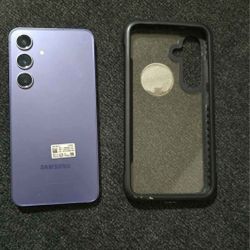 Selling Bothsamsung  Phones For 700