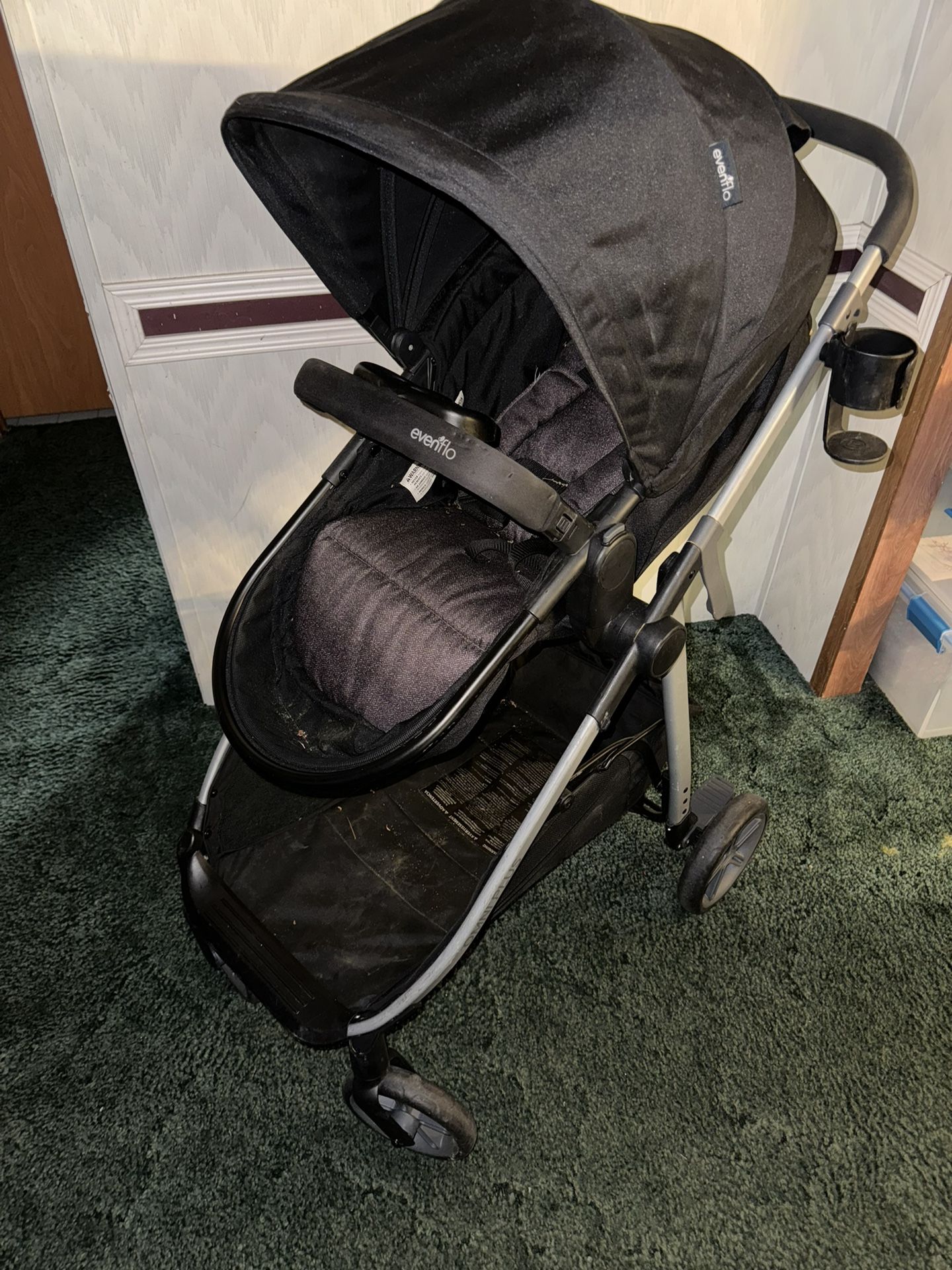 EvenFlo Pivot Stroller