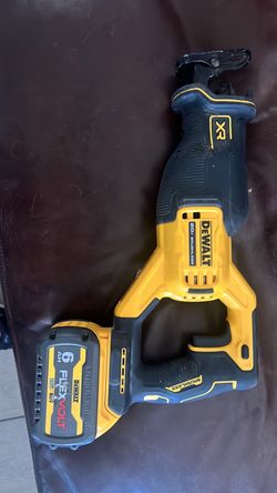 Sawzall with battery