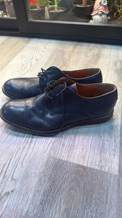 Men’s Alfanj leather size 9 dress shoes
