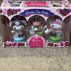 Tokidoki x Hello Kitty Kuromi My Melody Garden Tea Party Special Edition Set New
