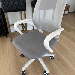 Adjustable White Office Desk Chair Mesh