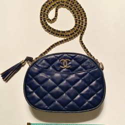 Vintage Purse with tassel. Cartera Azul De Cuero Con Borla. 100% Leather.