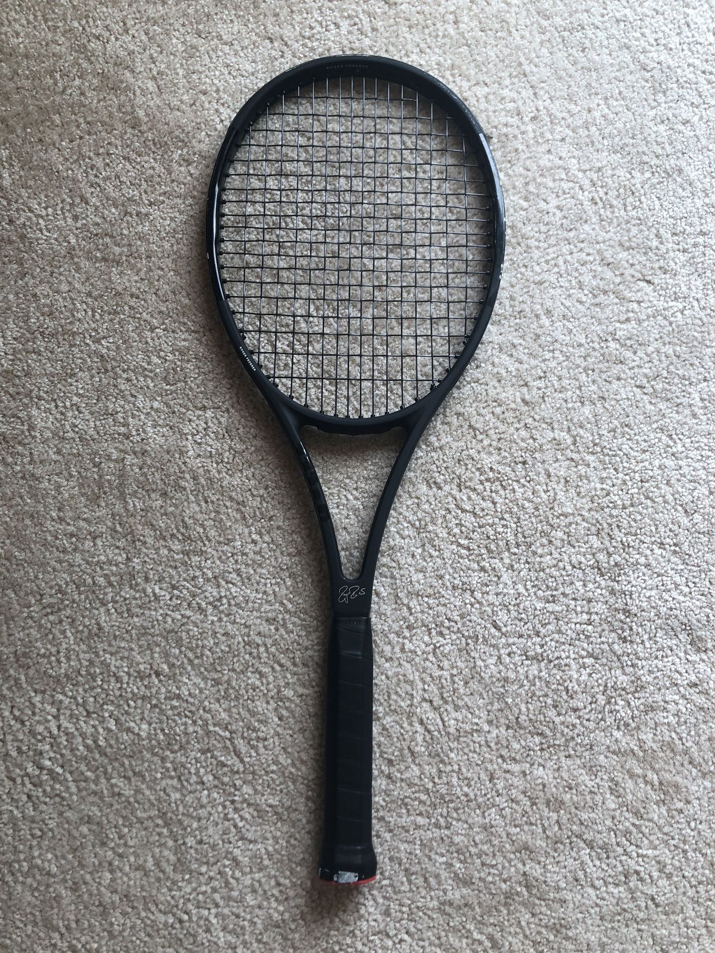 Wilson Pro Staff RF97 v11 4 1/2 Racket #5420-1