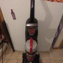 Two Great Working Bagless Vacuum Cleaners Has Great Suction $15 Each