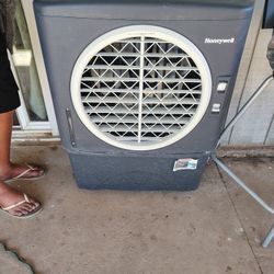 Honeywell Evaporative Air Cooler