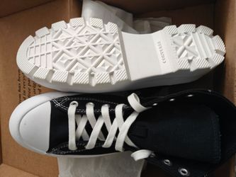 Chuck Taylor All Star Lugged High Top Sneakers Size 10 W