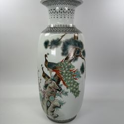 Chinese 19-20th Century Porcelain Peacock Vase Hand Painted Qianlong Marked