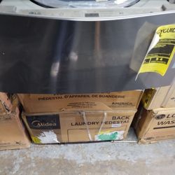 Laundry Pedestal 