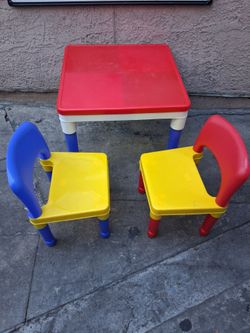 Legos table