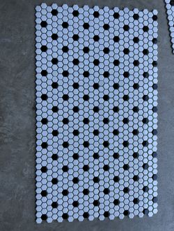 Porc White and Black Shower Floor Backsplash Tile 23pcs 23 sqft