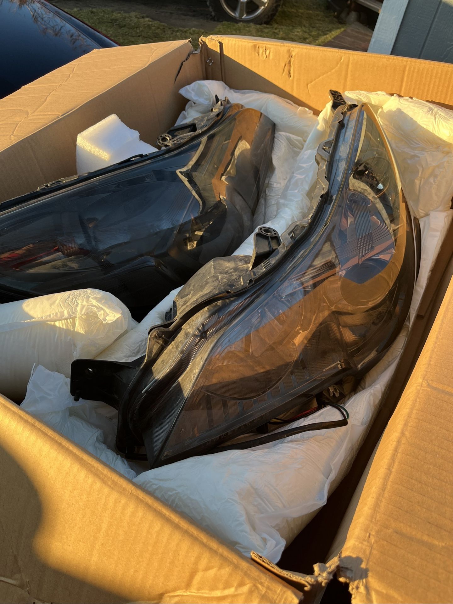 Subaru Legacy Headlight
