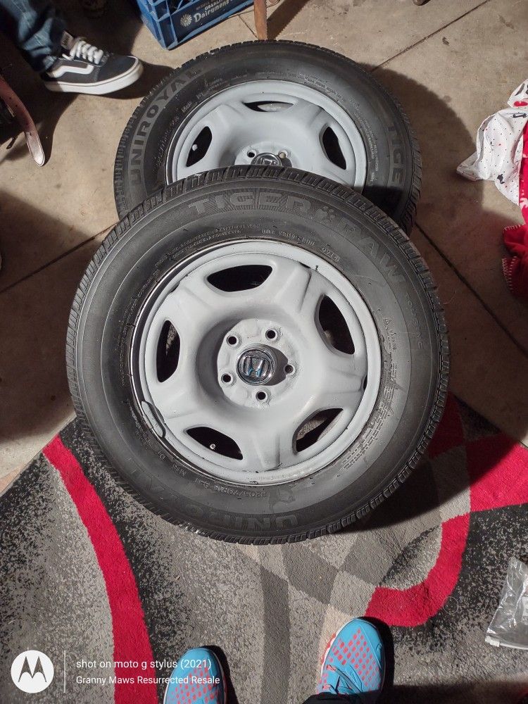 Set Of 4 Honda Rims With Tires