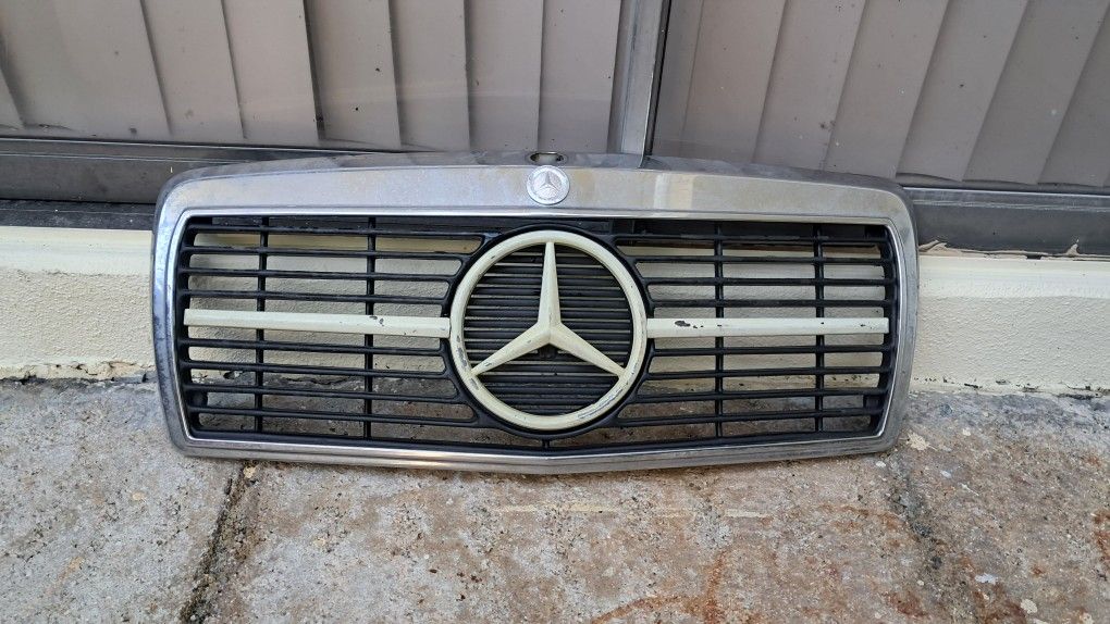 Mercedes-benz W201 190E Sport Grill