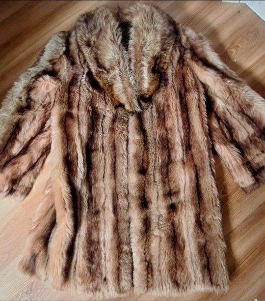 Women's Vintage Fur Coat