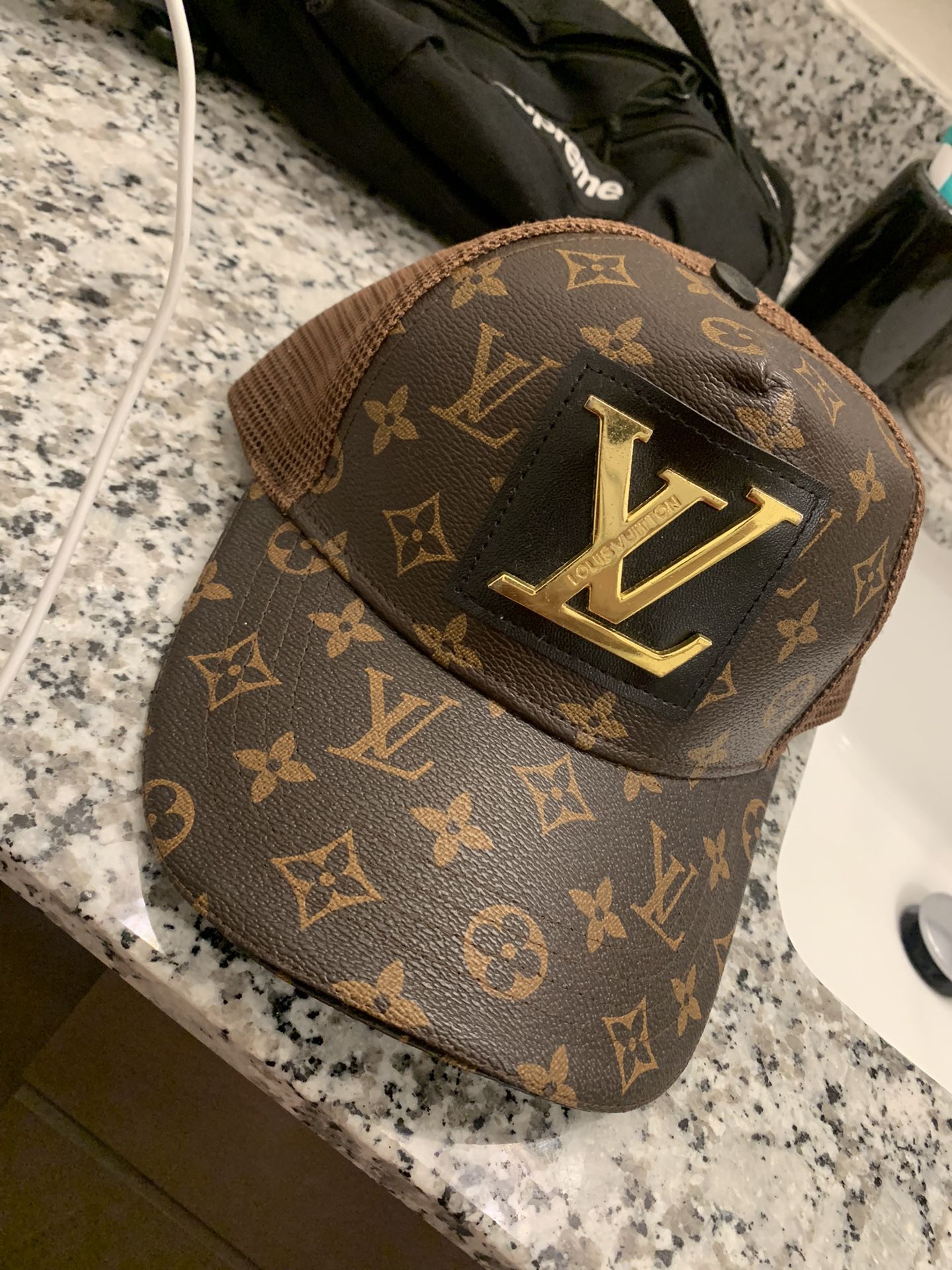 Louis Vuitton Hat And Scarf Set for Sale in New York, NY - OfferUp