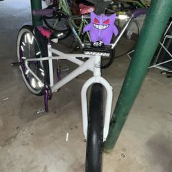 White And Purple Monster Quad Se Bike 29”!!