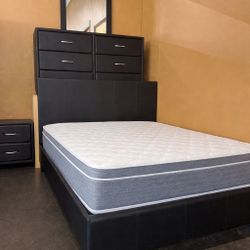 Queen Bedroom Set - JUST $699! 