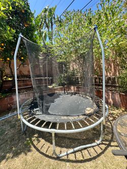 Free Trampoline- 8ft