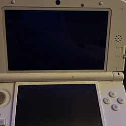 Nintendo 3DS XL Pink