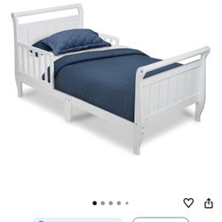 Delta Children Wood Sleigh Toddler Bed, White