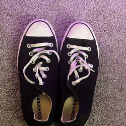 Converse Low Size 10