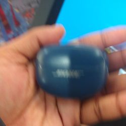 Bose Headphones Works Perfect Looking To Sell Now 