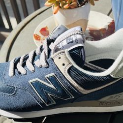 New balance shoes