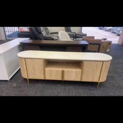 Luxury 70" Fluted TV Stand