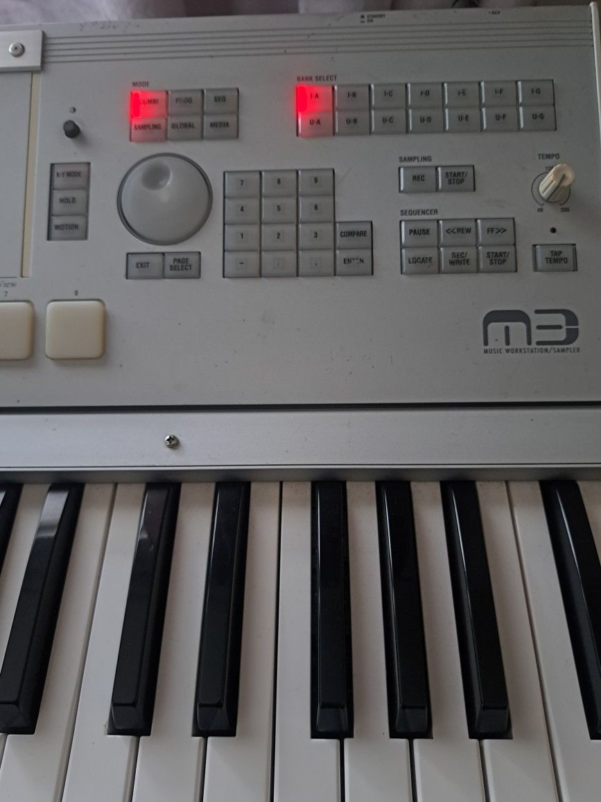 Korg M3 Xpanded 61 Key