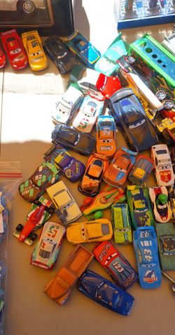 Cars/hot wheels