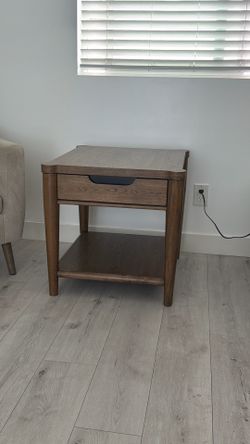 End table 2 matching, sofa table 1