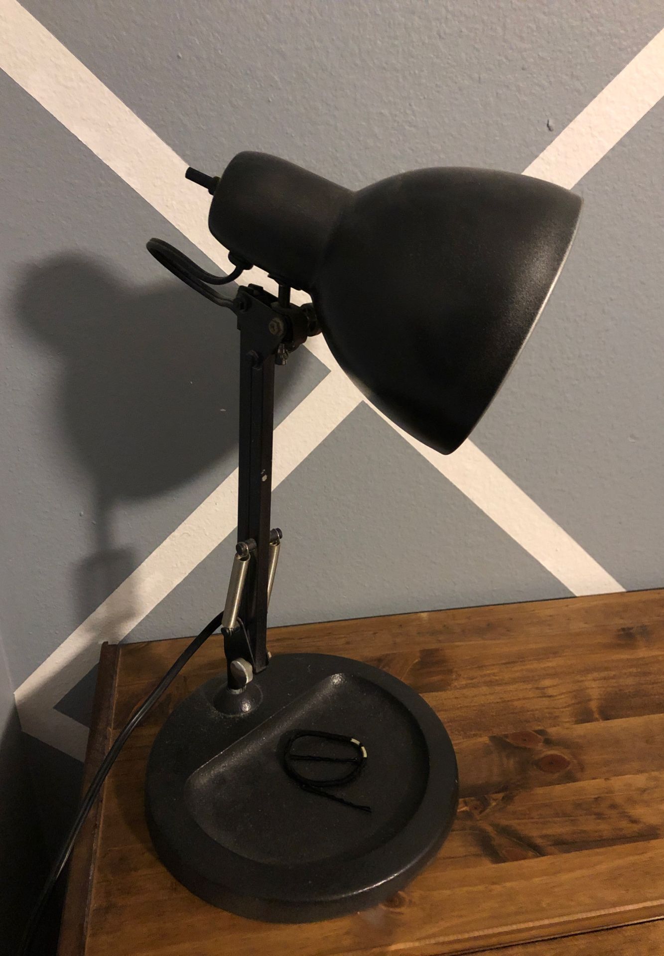 Desk lamp