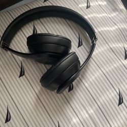 Beats Solo 4