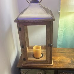Wooden Lander Light