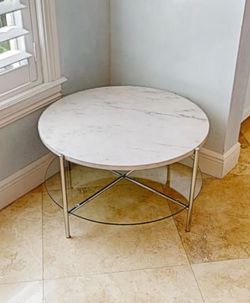 Round coffee table