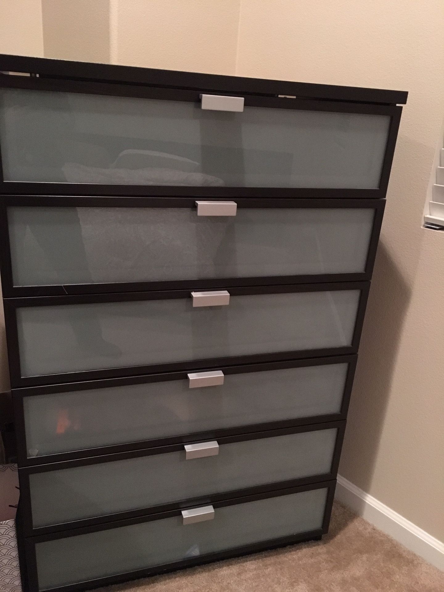 HOPEN CHEST OF DRAWERS IKEA (DRESSER)