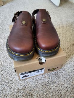 Leather Mule Doc Martin's W8/M7 *NEW*