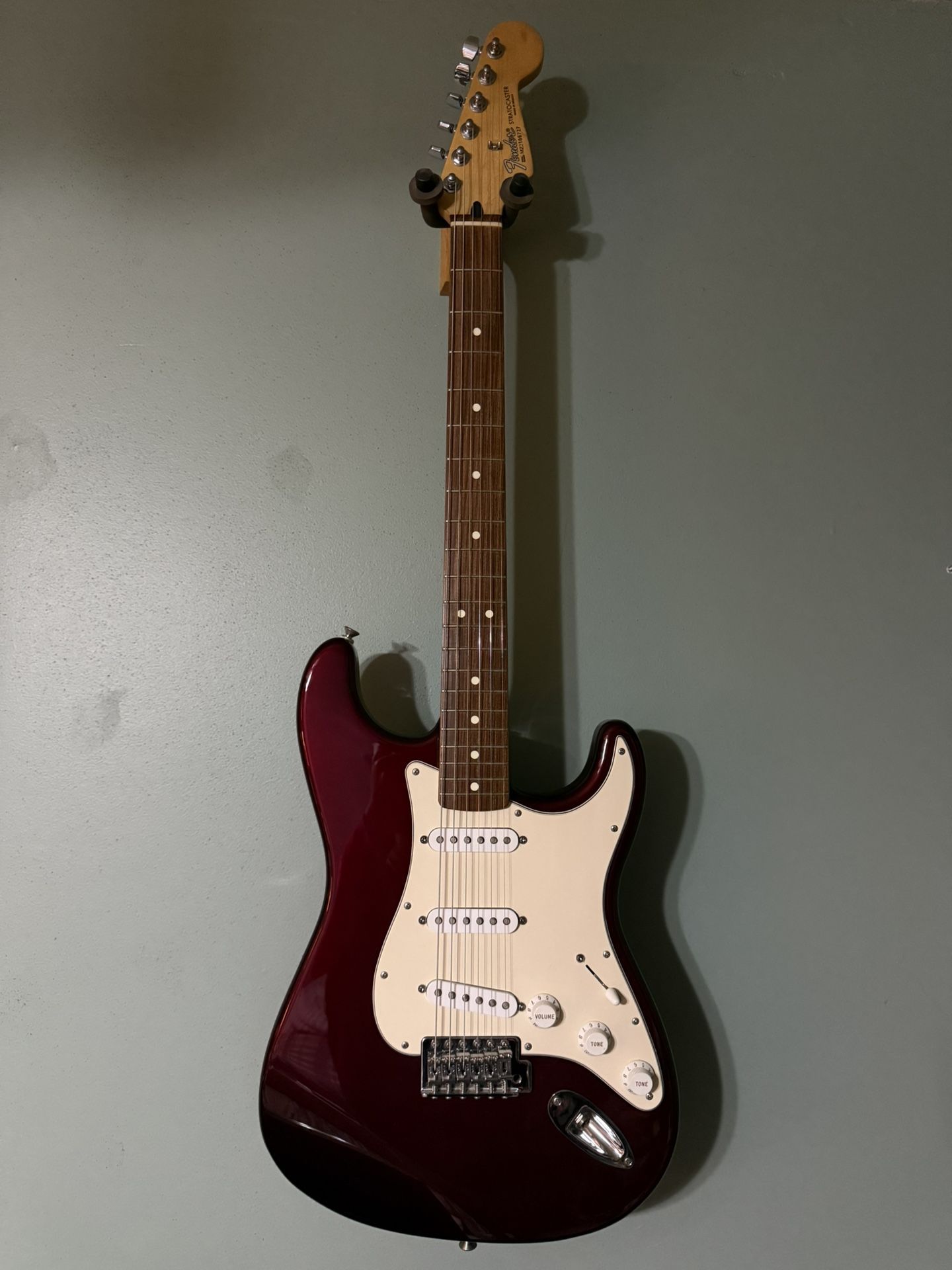 2002 Fender Standard Stratocaster Guitar Mexico MIM 
