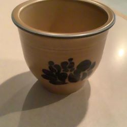 Pfaltgraff Folk Art Flower Pot