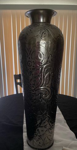 Large Embossed ~30in Metal Floor Vase – Black Floral Design