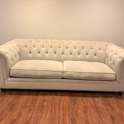 Free Martha Stewart Chesterfield Sofa 