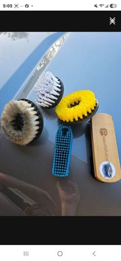 Detail brushes